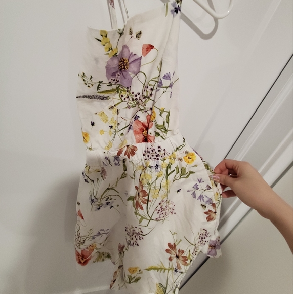H&M Floral Romper - Picture 1 of 4